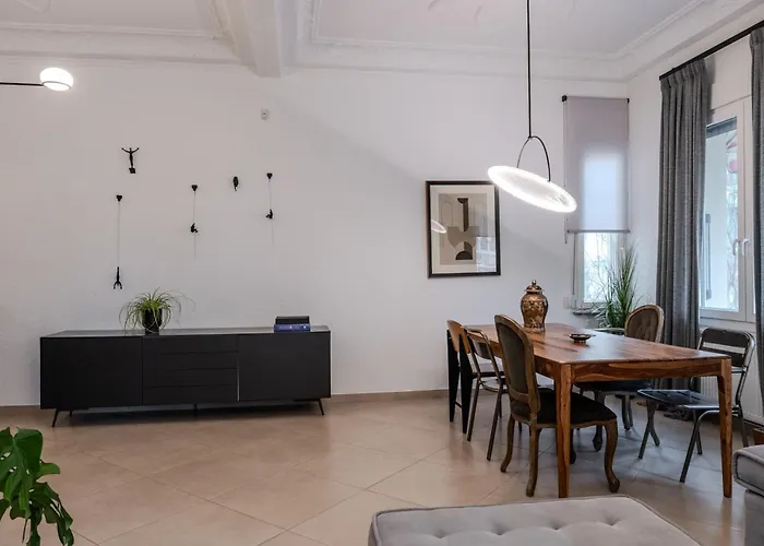 Culturalles 2bd Apartment *